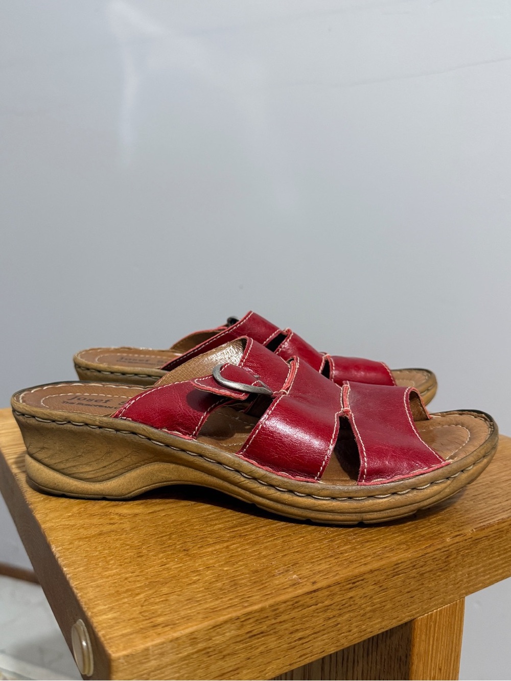 Josef Seidel Womens 42 US 11 Red Leather Slide Sandals Comfort Wedge Shoes